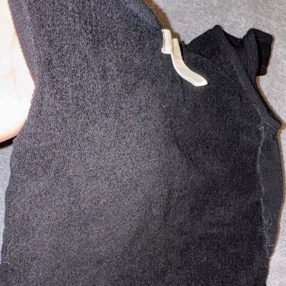 Sugar & Rose- NWOT Black Sleeveless Tank Top with built in bra size S/M - Picture 11 of 11